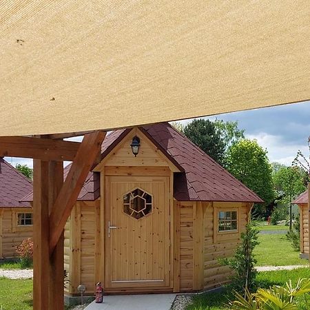 Camping Le Vallage Attigny Екстериор снимка