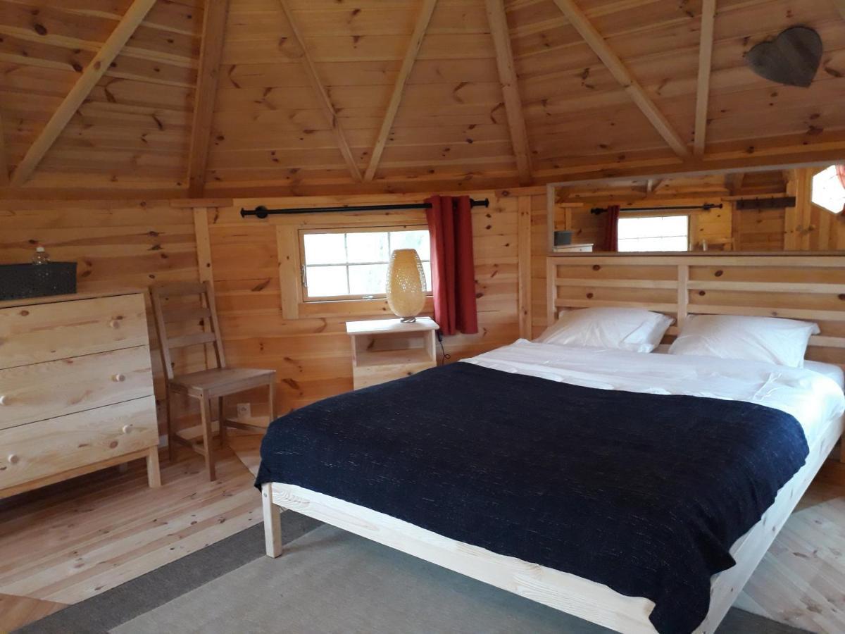 Camping Le Vallage Attigny Екстериор снимка
