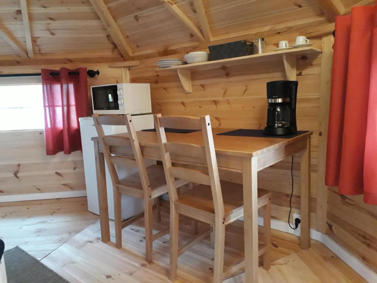 Camping Le Vallage Attigny Екстериор снимка